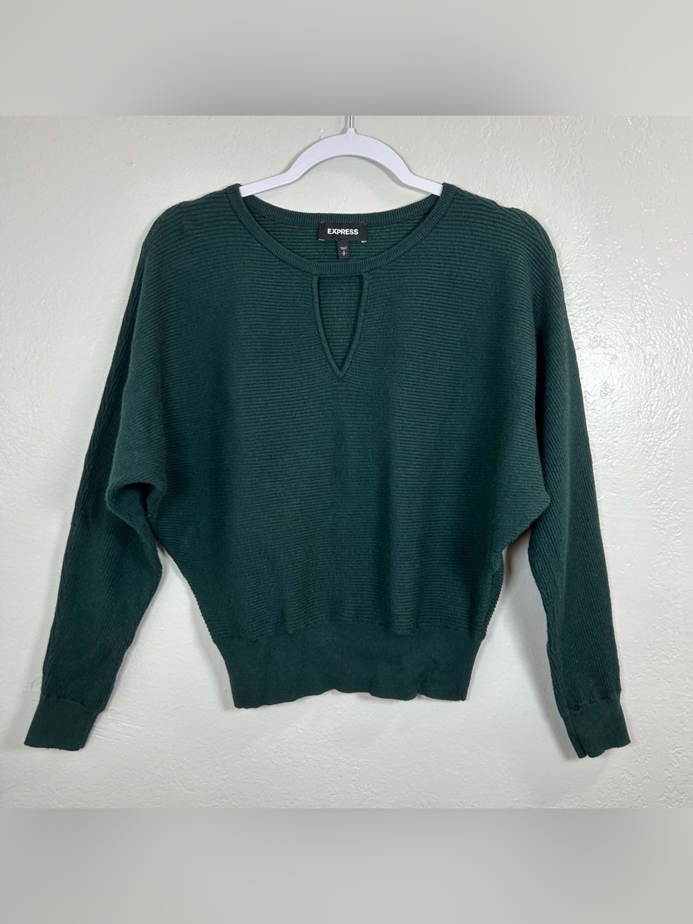 Express Womens Green Solid Knit Keyhole Dolman Lightweight Pullover Sweater XS